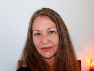 Enter my FREE CHATROOM AlisonH