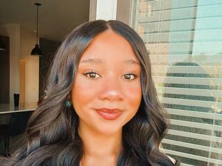 Enter my FREE CHATROOM Shereadsenergy