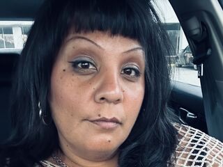 Enter my FREE CHATROOM QueenDivination