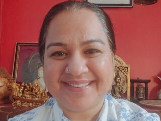 Enter my FREE CHATROOM MeenuKohli