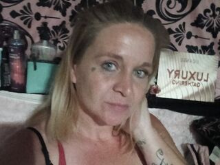 Enter my FREE CHATROOM Sonki