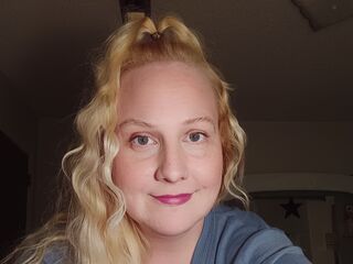 Enter my FREE CHATROOM OracleCallie