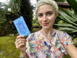 TheMessageGirl reading online